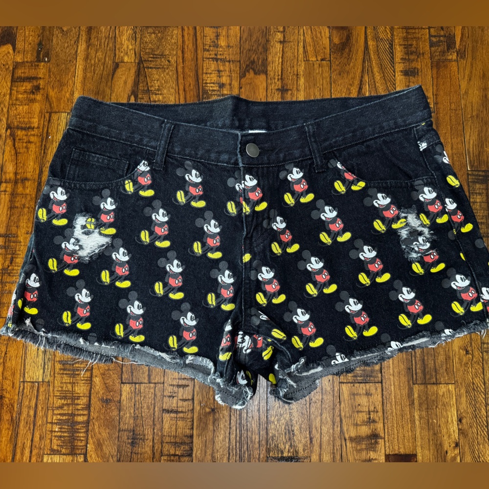 Disney Black Distressed Jean Shorts With Screen Printed Mickey Mouse Size Large